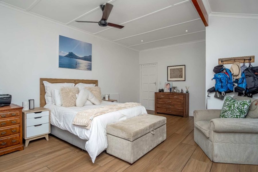 3 Bedroom Property for Sale in Beach Estate Western Cape